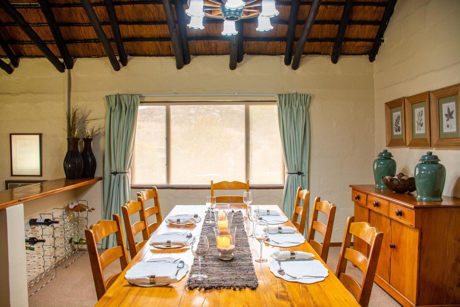 Lolambazo Country House & Cottage - Giants Castle Drakensberg Mahlutshini Room photo