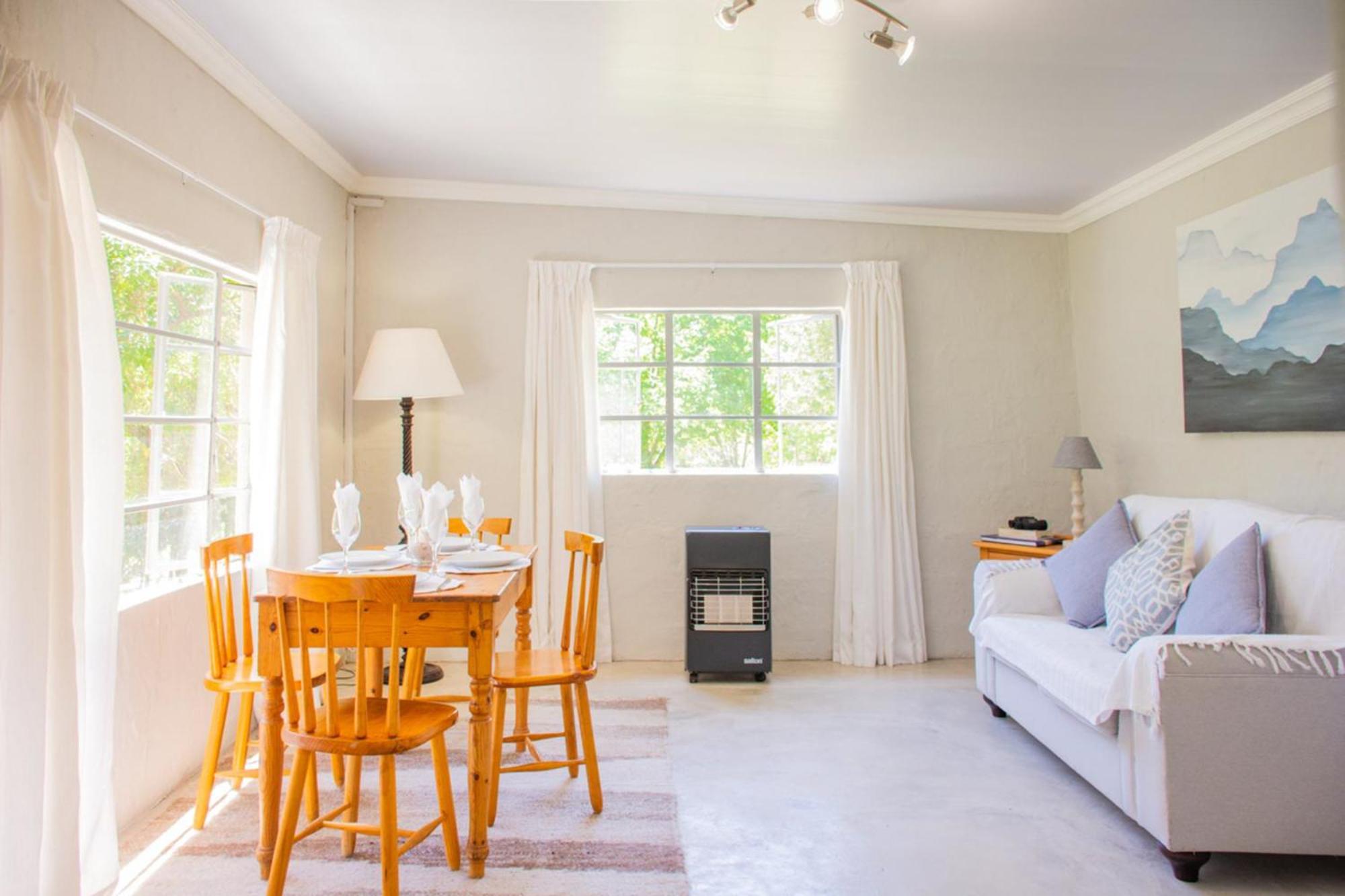 Lolambazo Country House & Cottage - Giants Castle Drakensberg Mahlutshini Room photo