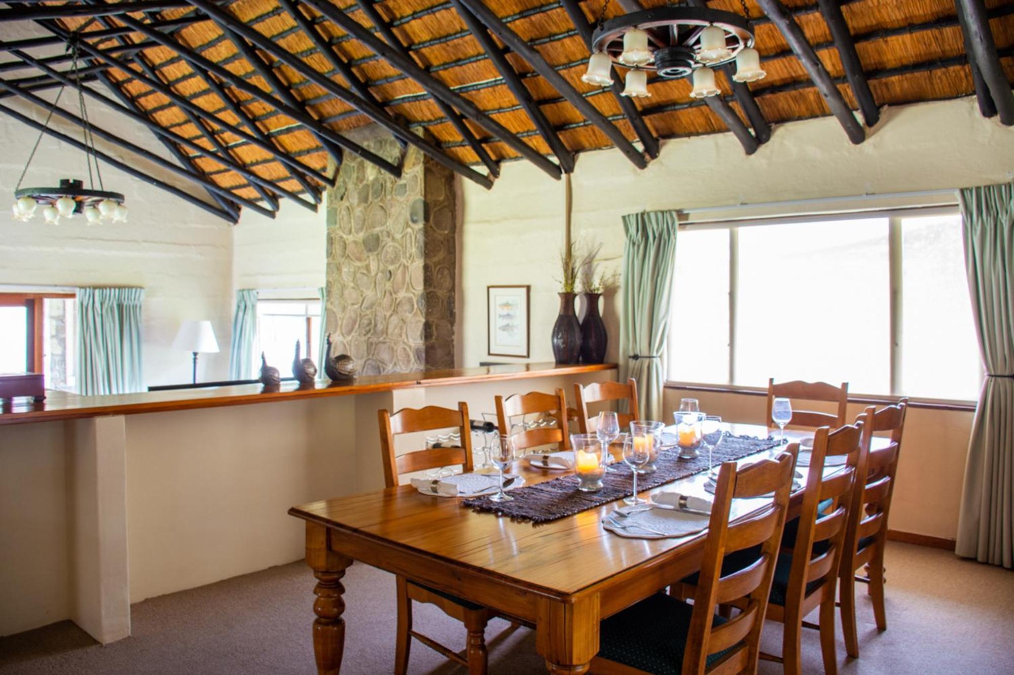 Lolambazo Country House & Cottage - Giants Castle Drakensberg Mahlutshini Room photo